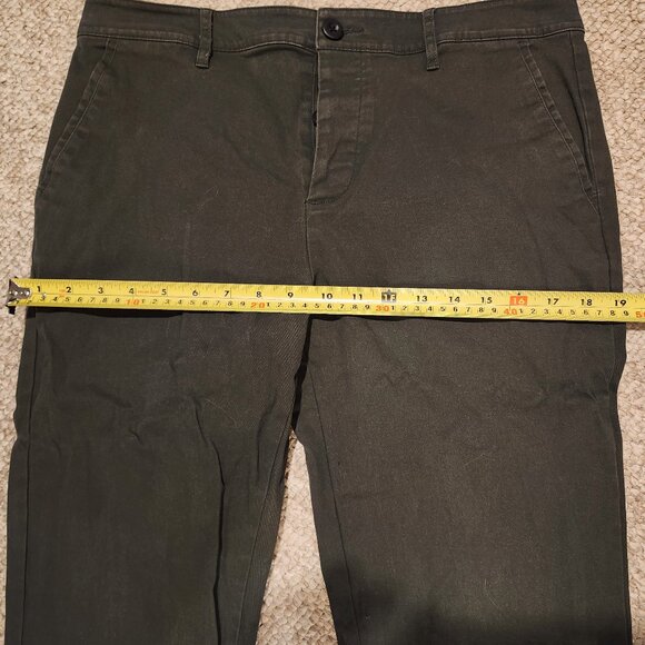 ASOS Design Slim fit chinos in Olive Green/Khaki - Picture 6 of 8